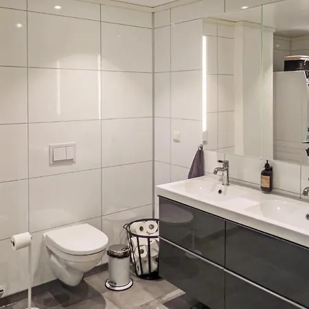 Appartement Stunning In With 2 Bedrooms And Wifi *